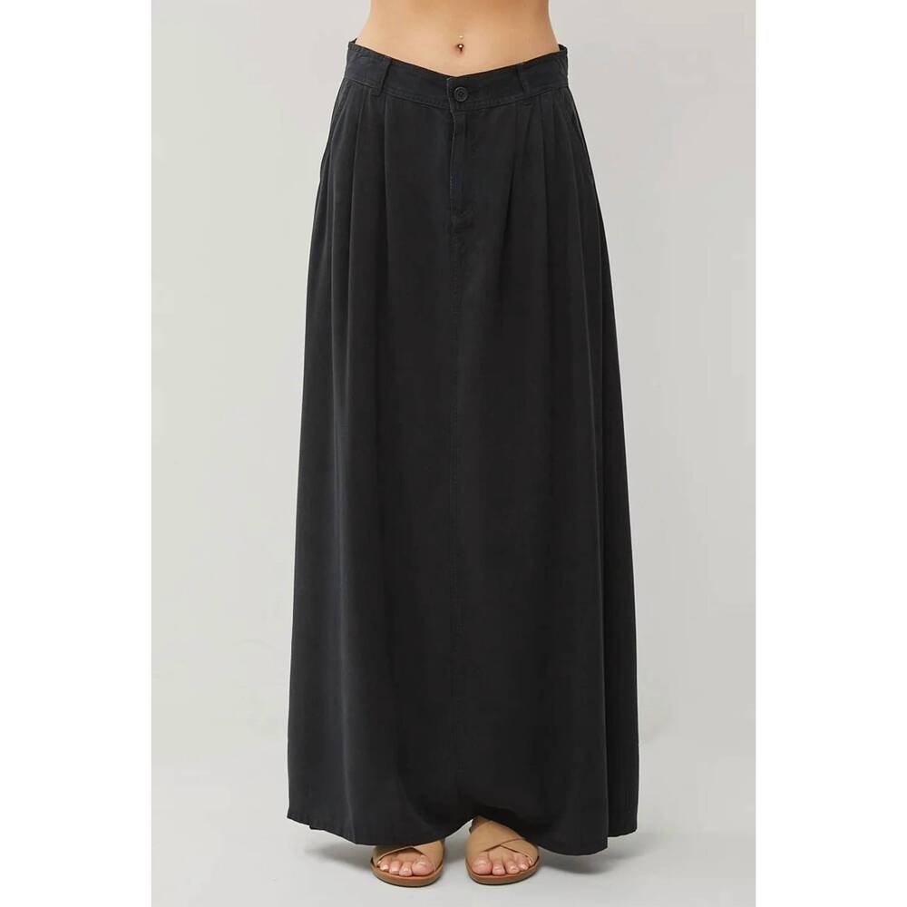 NEW RISEN high rise maxi skirt in black